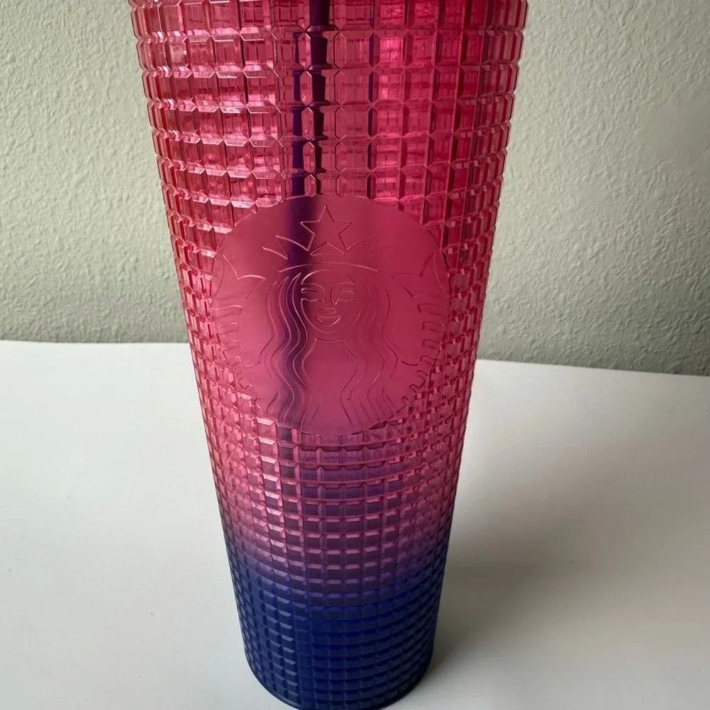 Starbucks Starbucks 24oz Venti Tumbler‎ Pink Blue Gradient Grid Summer 2022